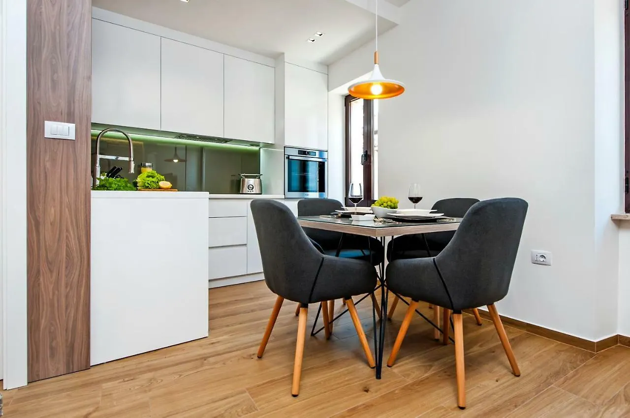 Apartments Vincero Rovinj